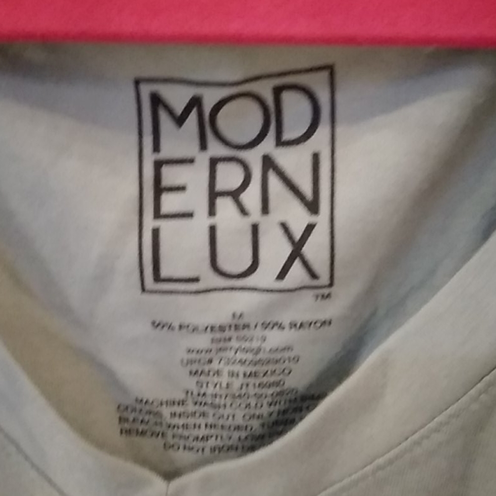 Shirt - Picture 2 of 4